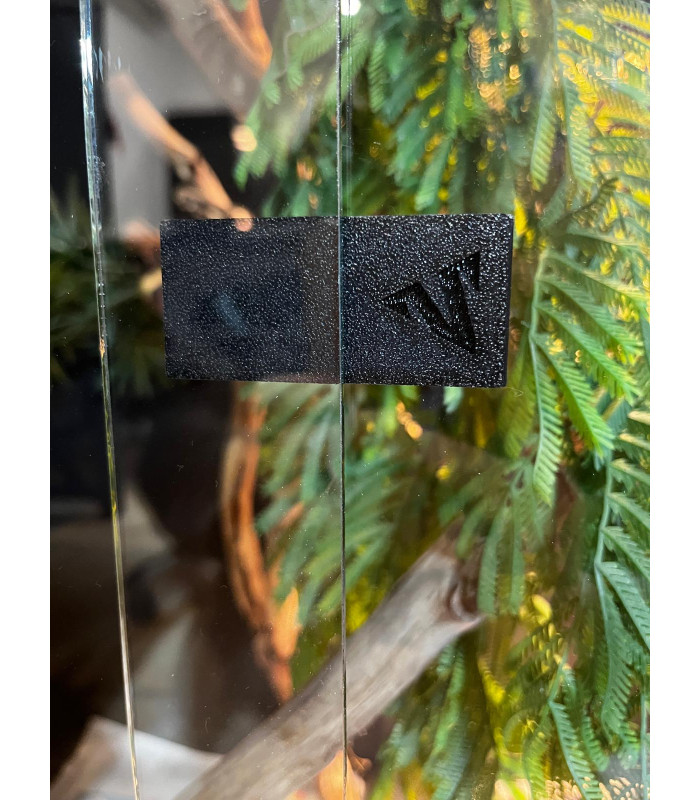 Wedges for glass windows